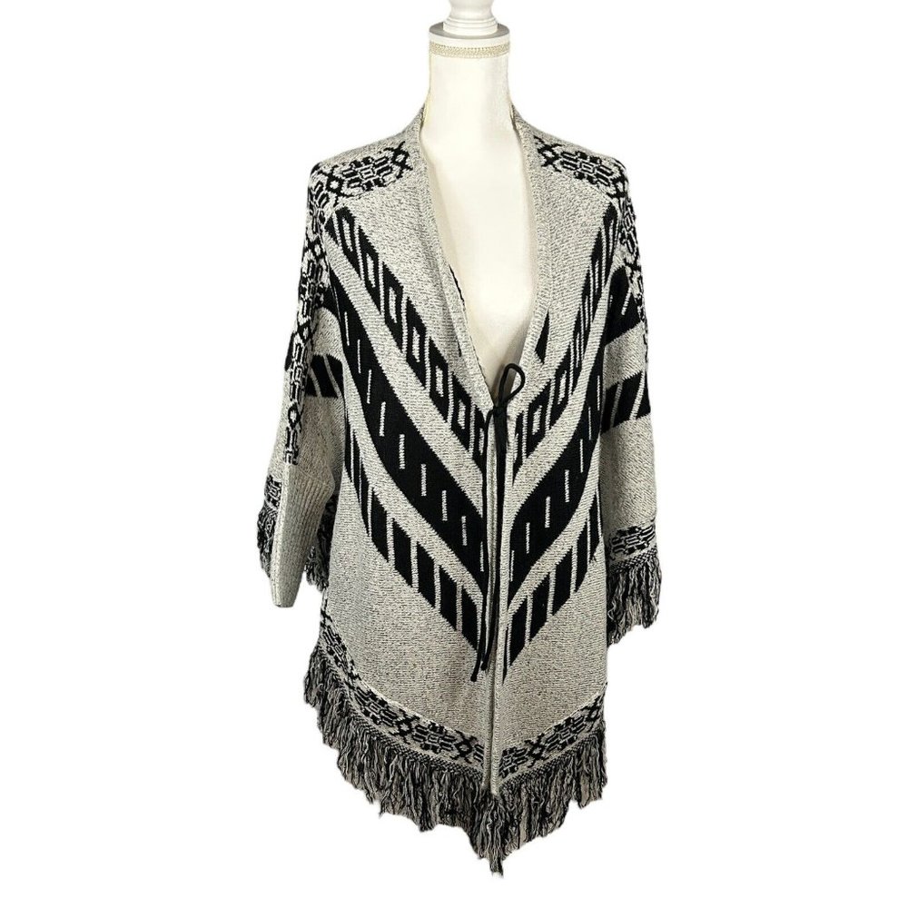 Relativity Womens S Poncho Sweater Gray Black Southwest Aztec Fringe Bohemian